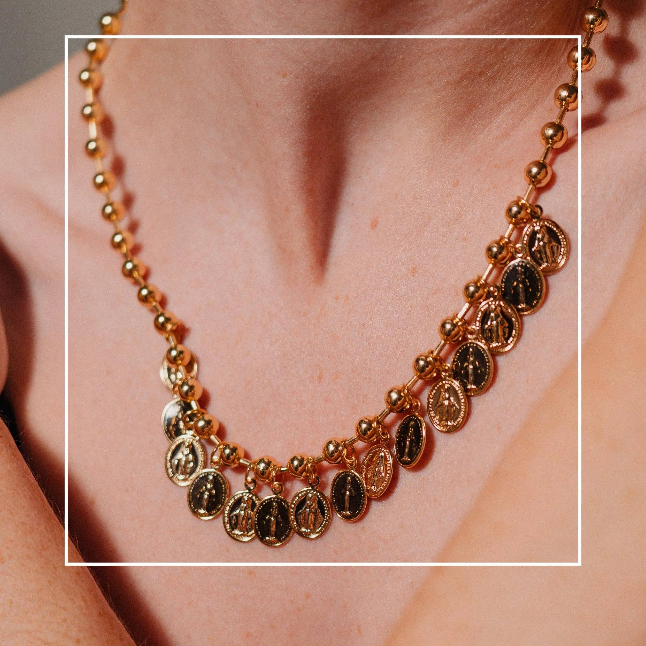 Collar de la Virgen María