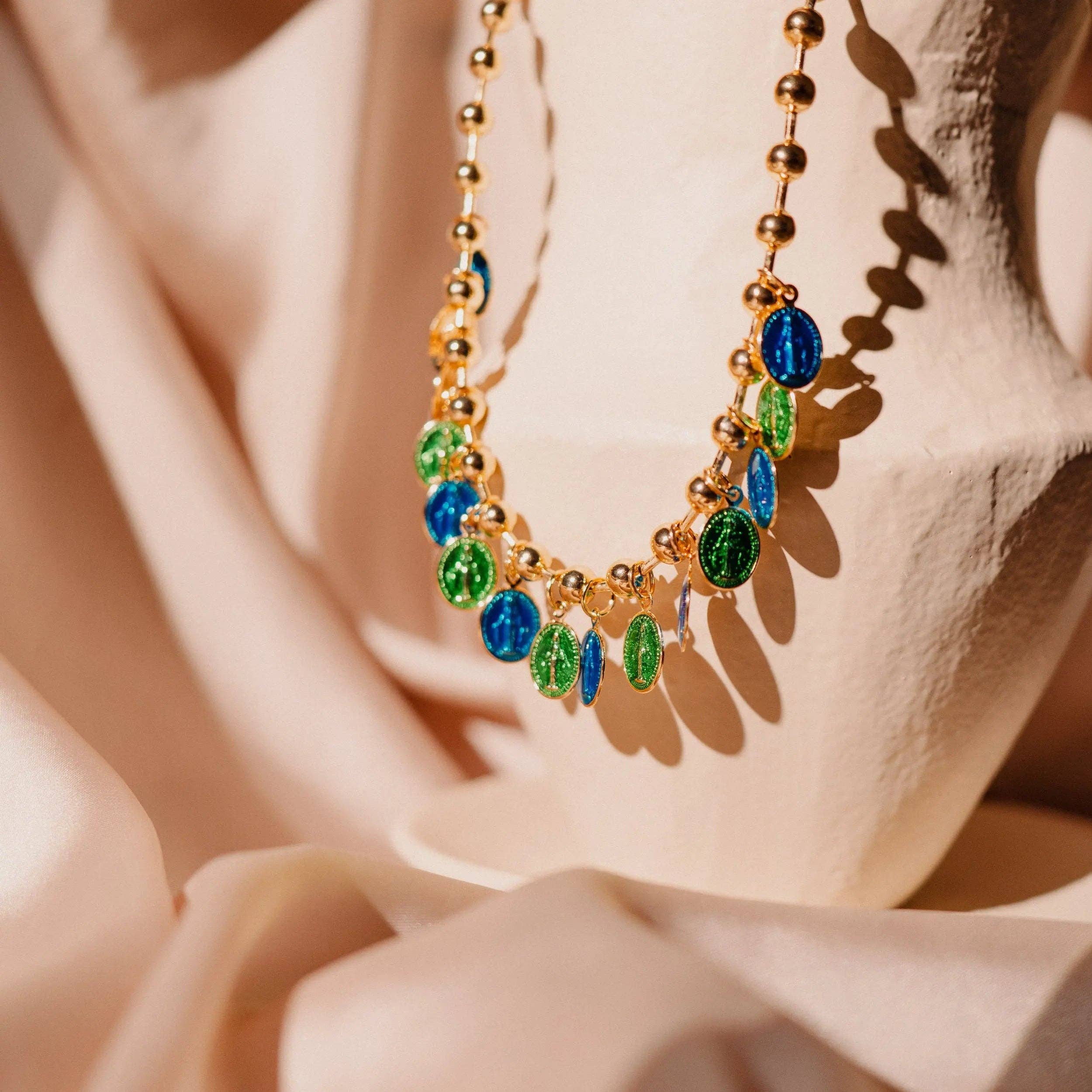 Collar de la Virgen María