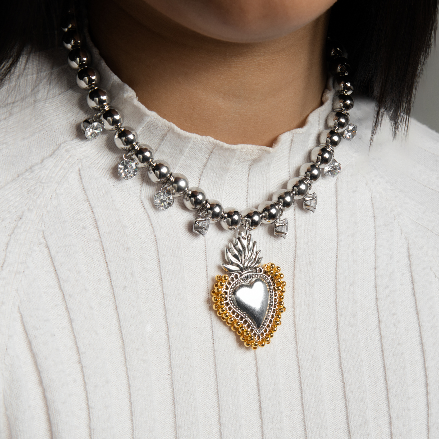 Elegant Golden Heart Ex-voto Necklace