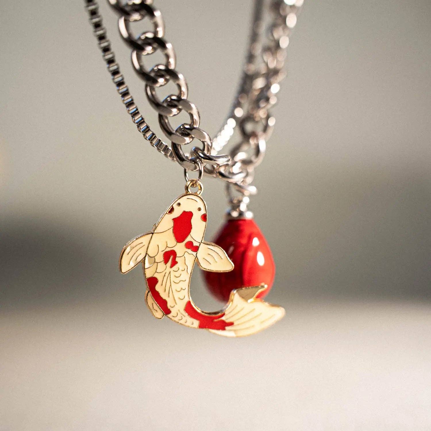 Collar Koi con Gota de Coral