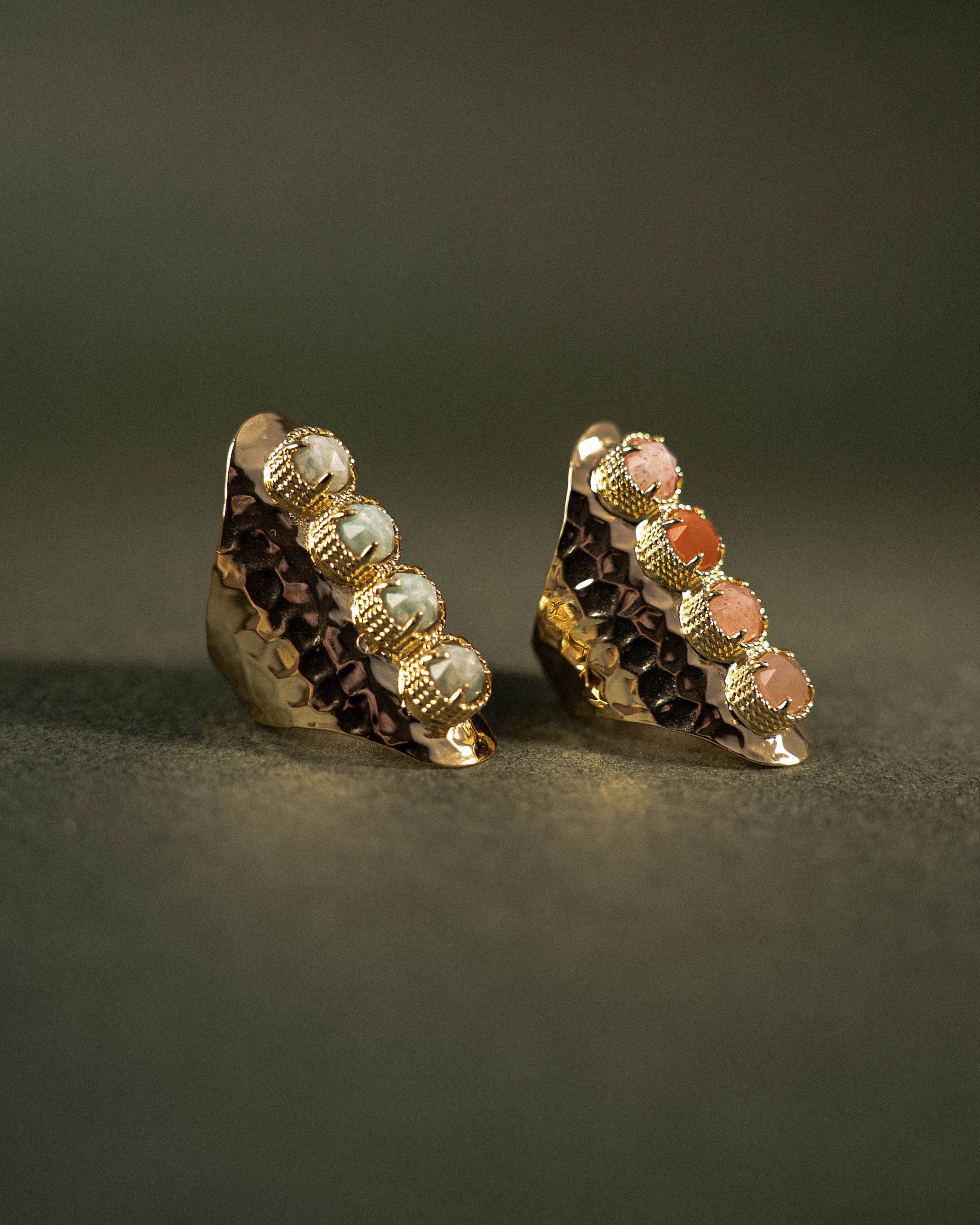 Chunky Ring with Real Stones | 18k Gold Plated