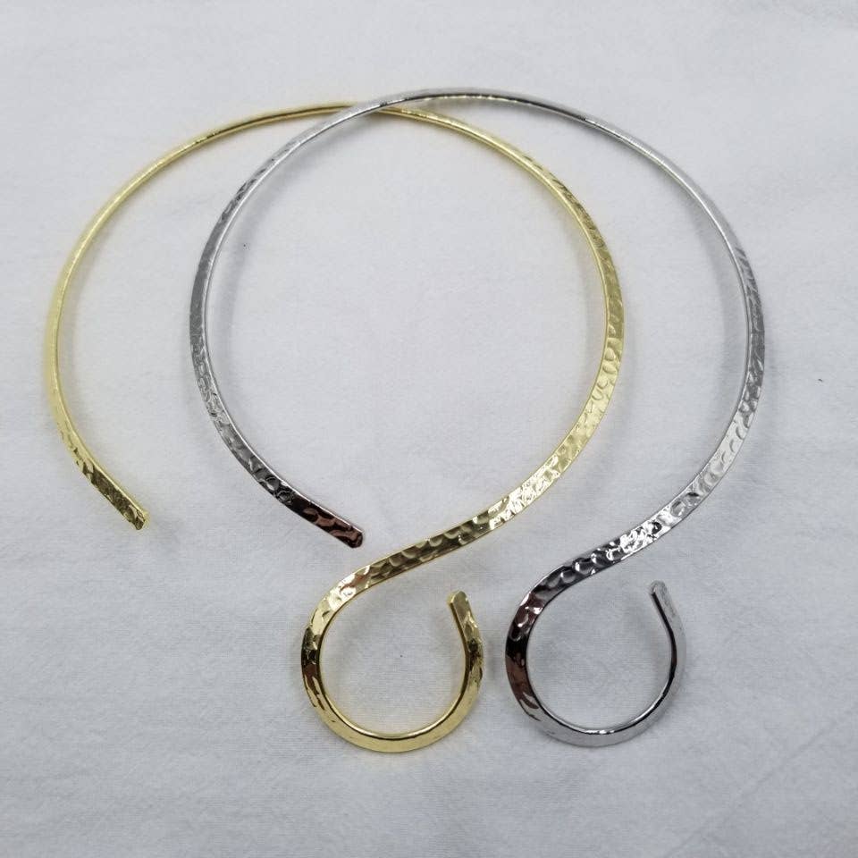 Hammered Choker Band Hook Adjustable Necklace
