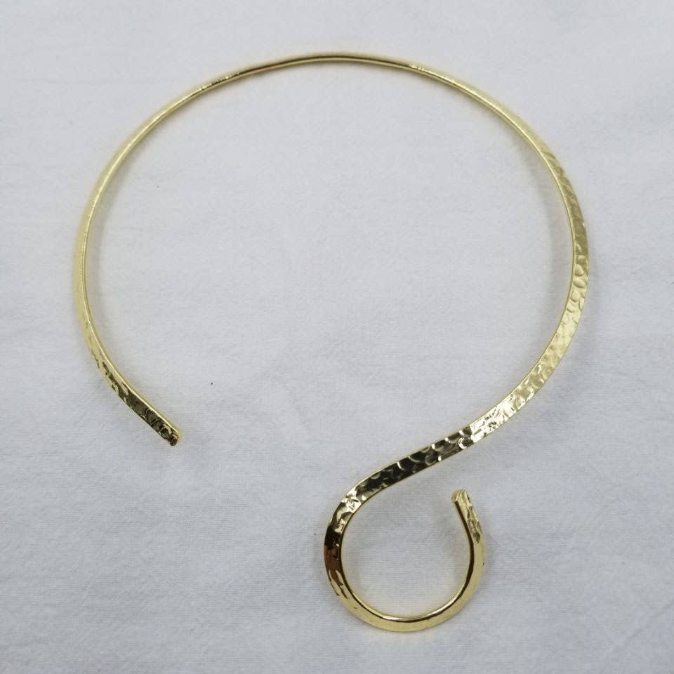 Hammered Choker Band Hook Adjustable Necklace