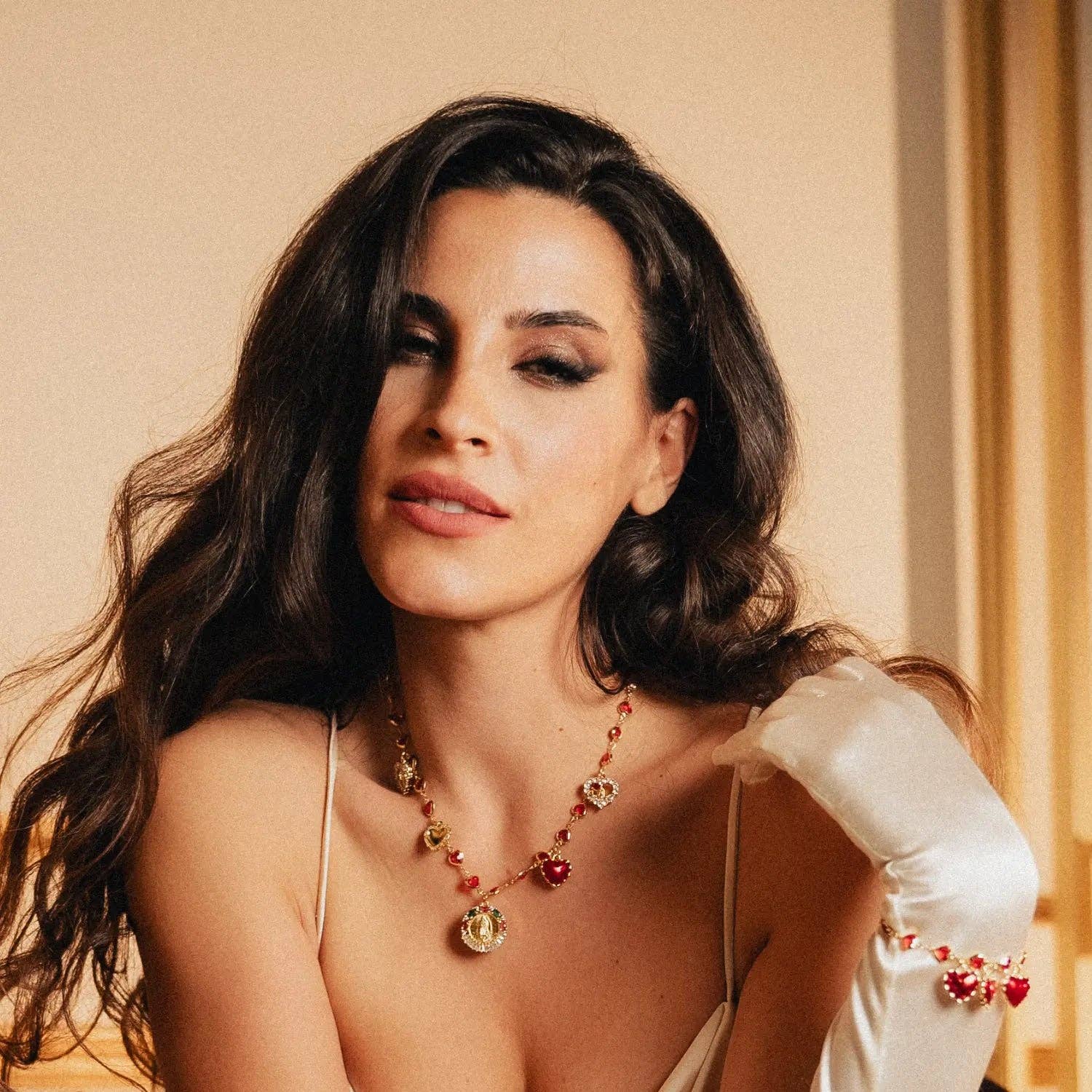 Minimalist Hearts and Virgin Mary Necklace – Spiritual Elegance