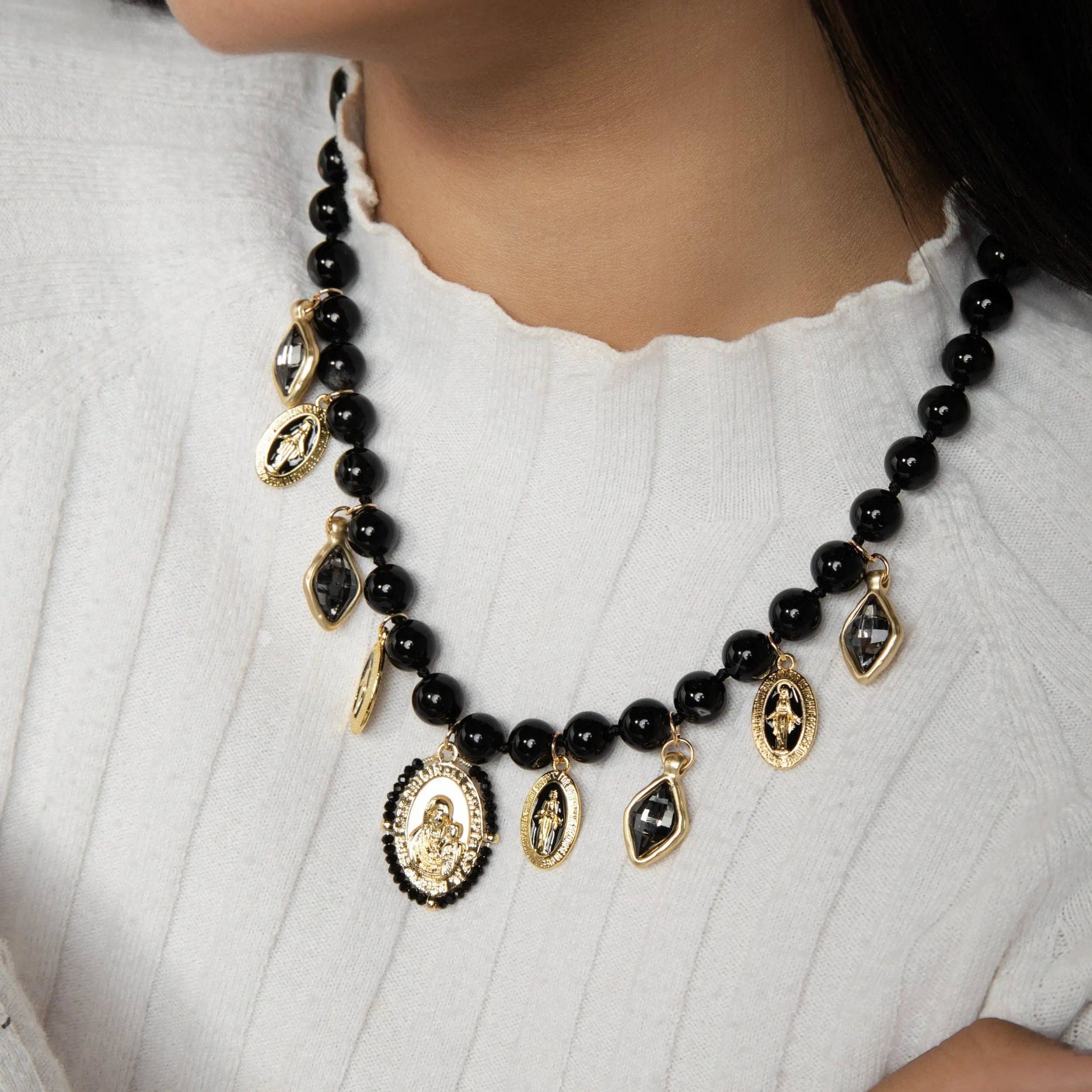 Collar de Escapulario Católico