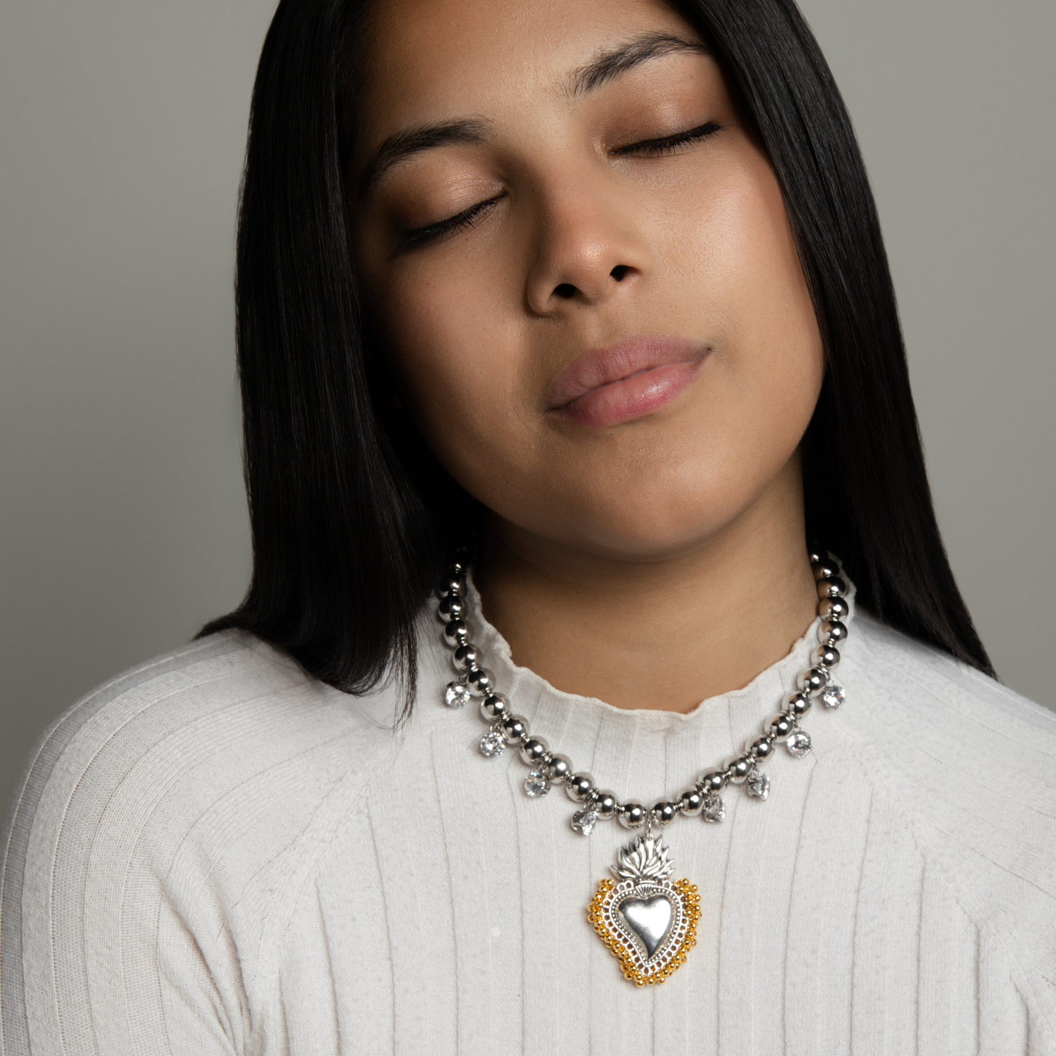 Elegant Golden Heart Ex-voto Necklace