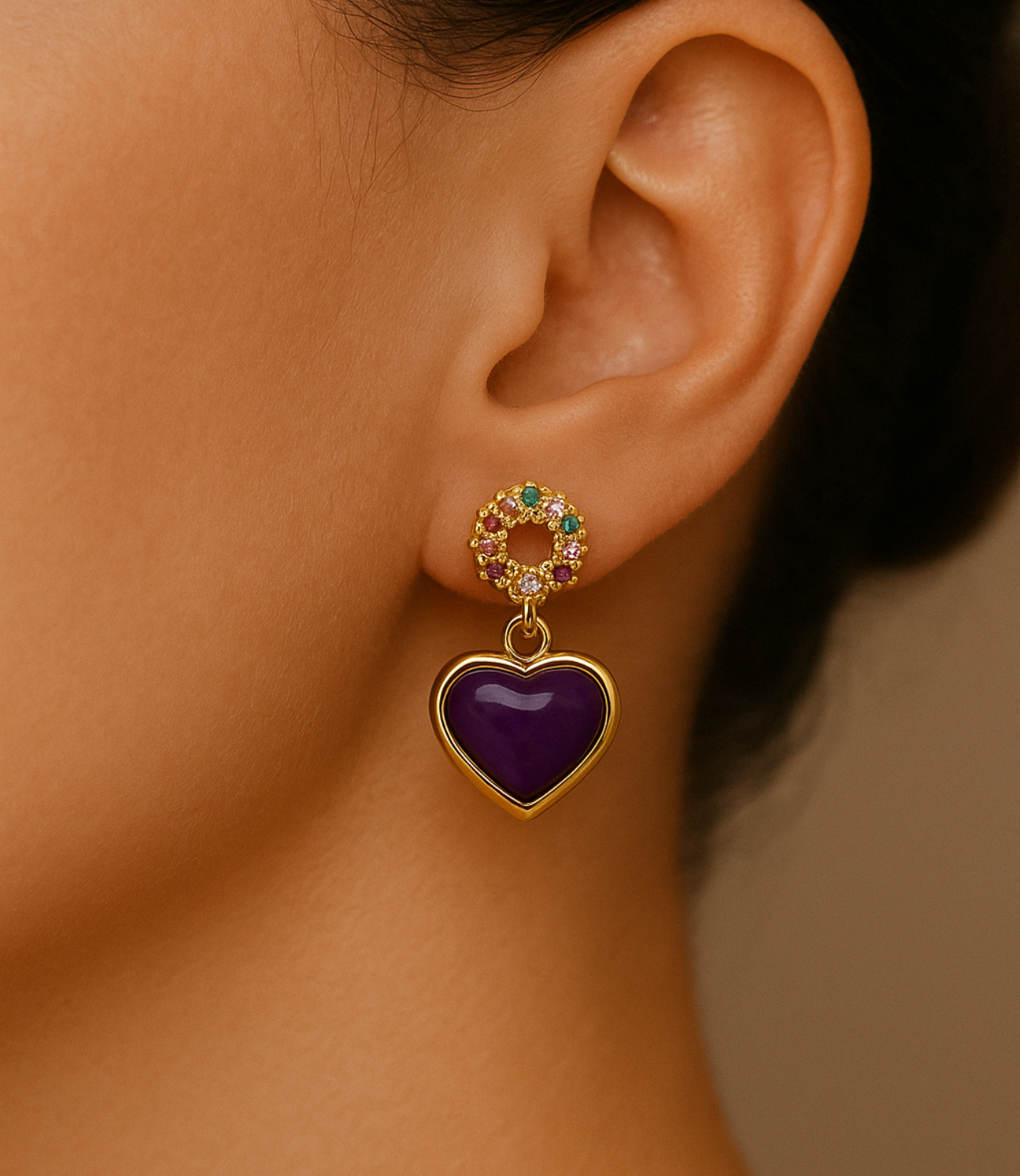 Amethyst earrings with a zirconia circle and 18-carat gold plating